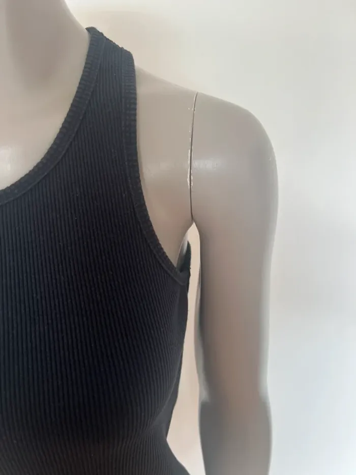 Ay the label top côtelé Billie noir taille S - photo numéro 2