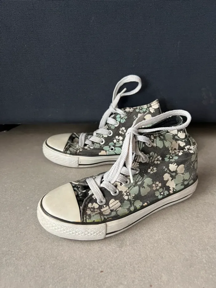Chaussures montantes fleurie fille