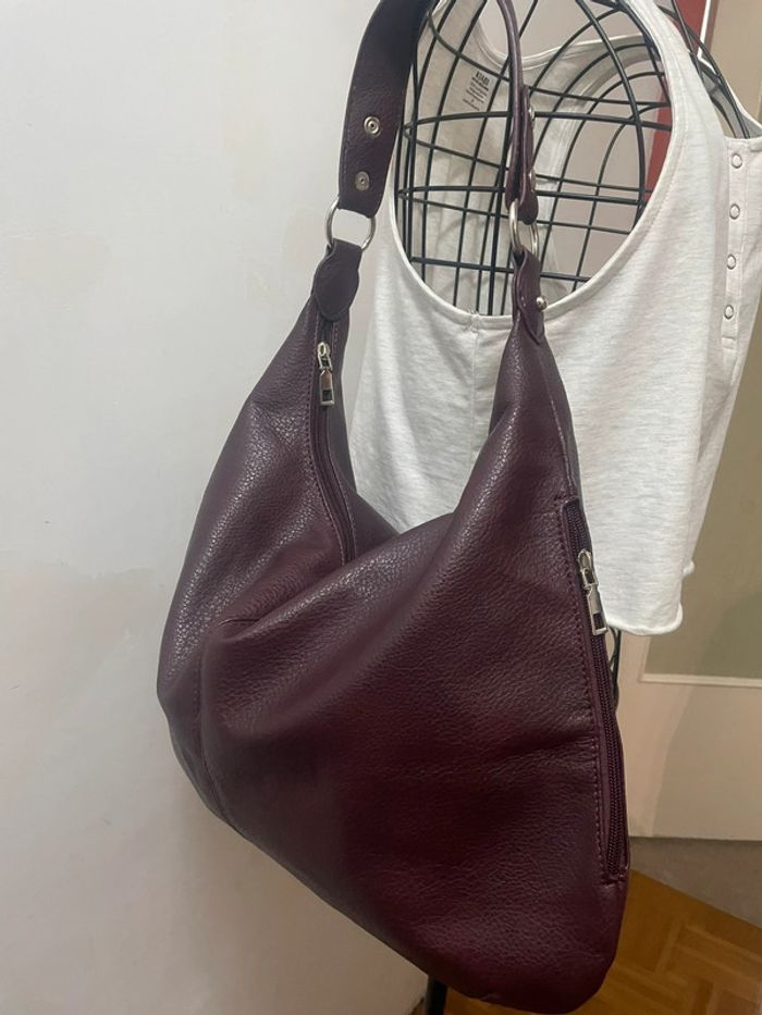 Valeur en boutique 34€ Grand Sac Fourre- Tout violet. Sac à Main violet très Élégant et raffiné - photo numéro 8