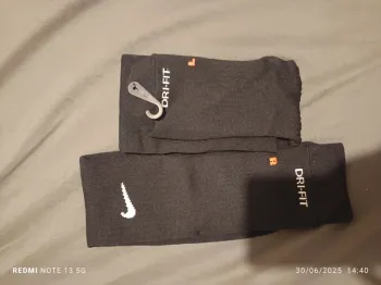 Magnifique paires de chaussettes de foot Nike taille M