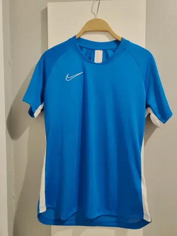 T-shirt sport Nike Dri Fit taille M