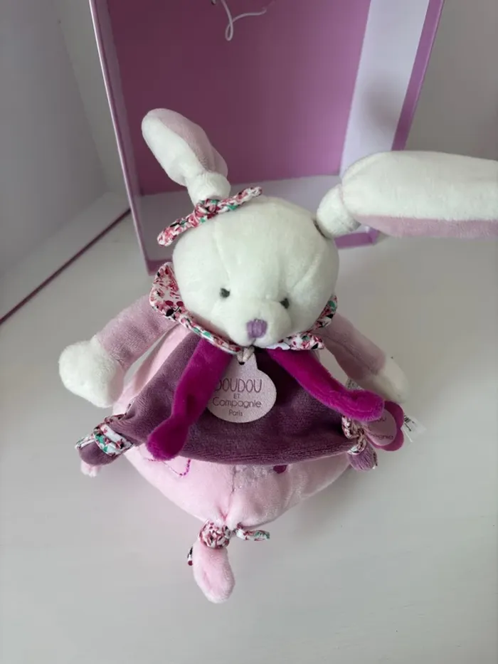 Doudou boîte à Musique Lapin 17 cm Collection Lapin Cerise Rose - photo numéro 5