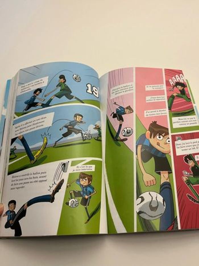 Livre : Les Footballissimes - Tome 1 - Mystère chez les arbitres - photo numéro 3