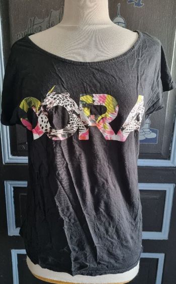 T-shirt noir avec écriture taille 4 (oôra by M pokora)
