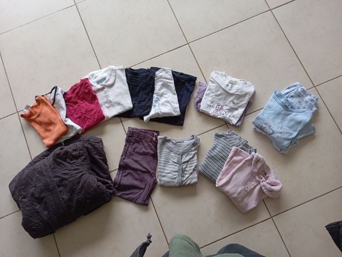 Lot habits fille 4 et 5 ans