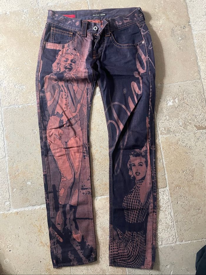 JEAN GUESS