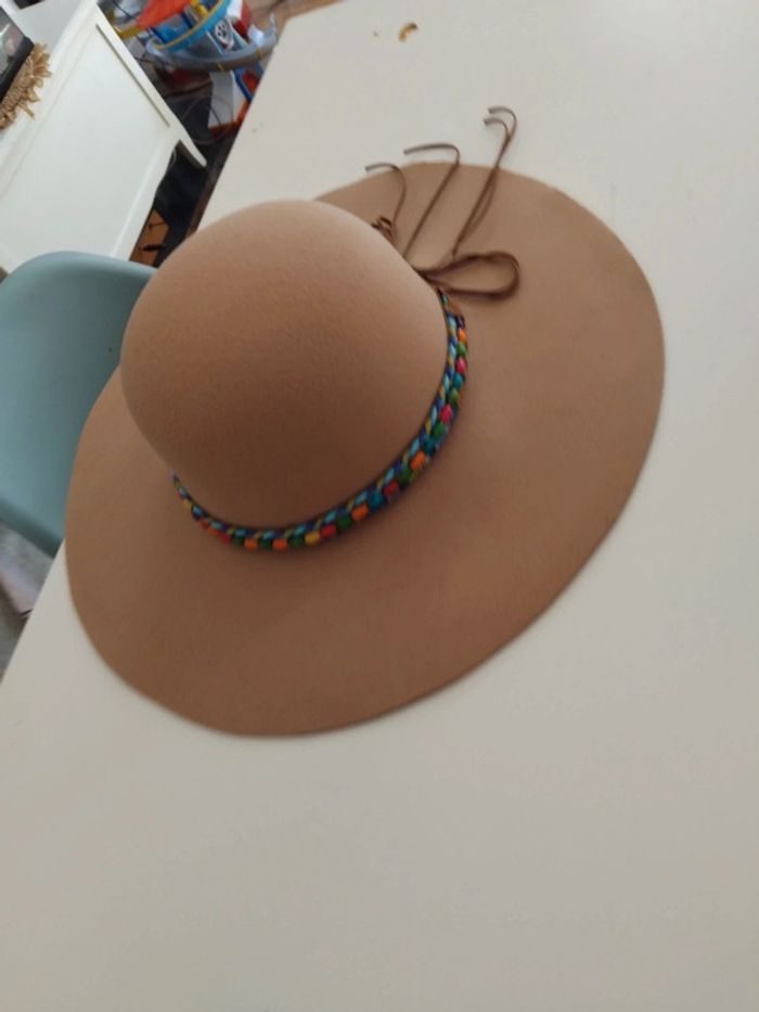 Chapeau femme - photo numéro 2