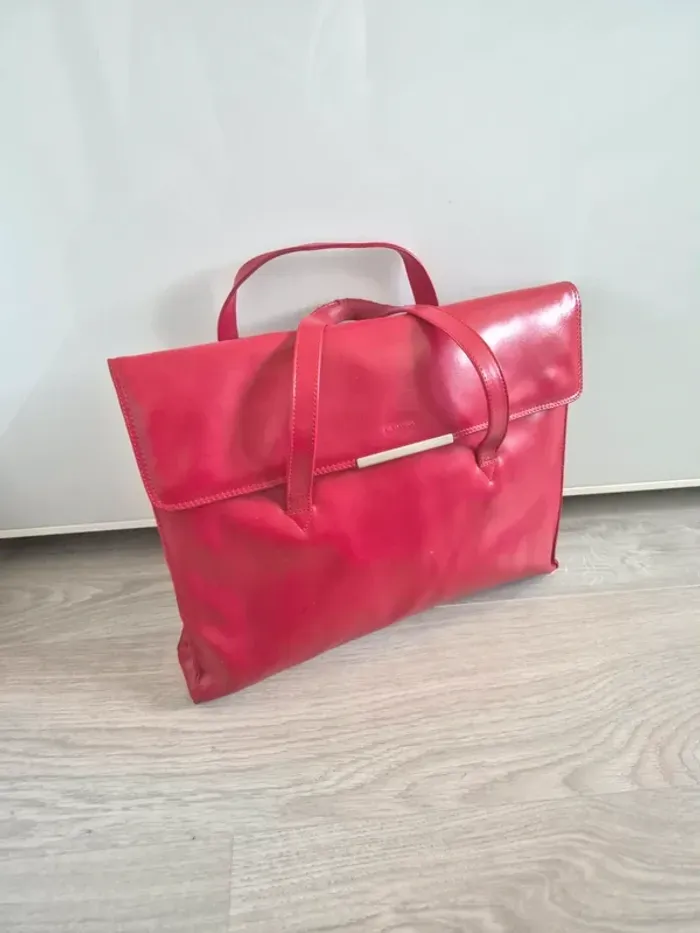 Malette cartable en cuir rouge Le Tanneur