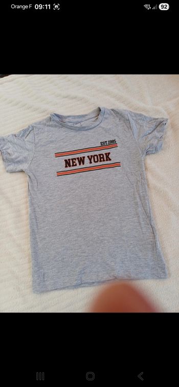 T.shirt garçon taille 8 ans