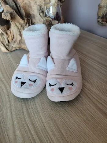 Chaussons pantoufles "renard rose " pointure 29