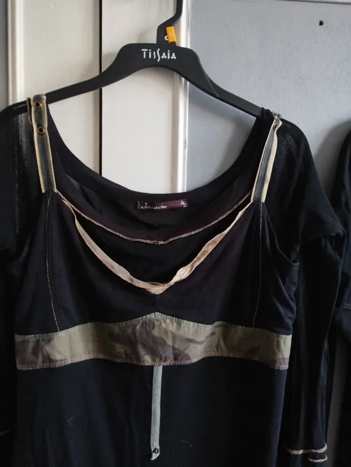 Lot 2 tuniques - photo numéro 2