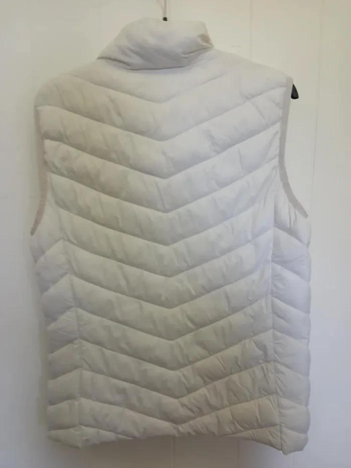 212617 doudoune sans manche fine M - photo numéro 2