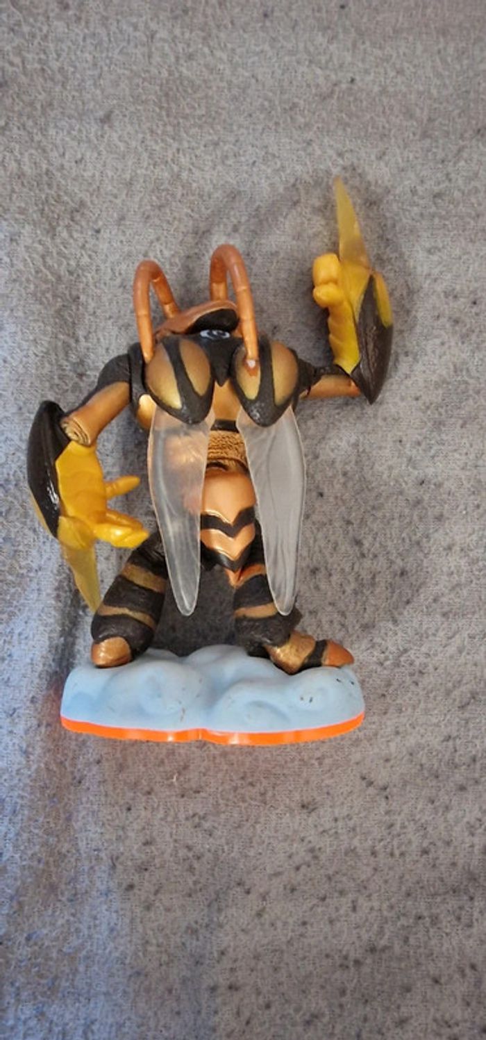 Figurine Skylanders Giants Swarm - photo numéro 2