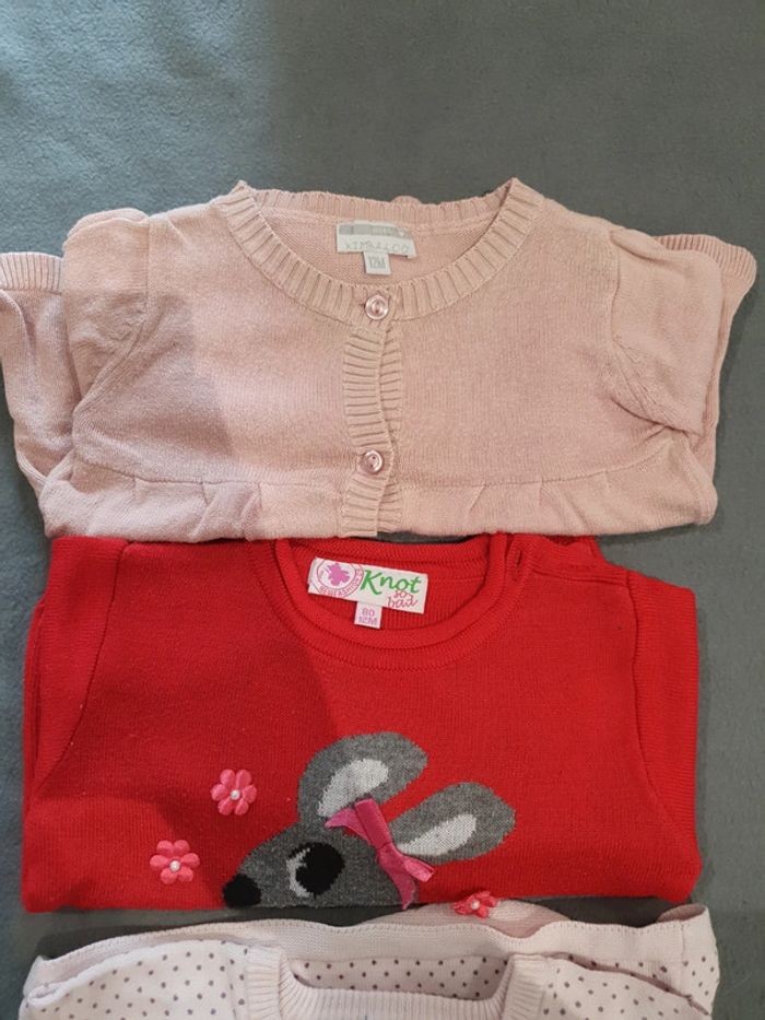 Lot de 2 pull et un gilet - photo numéro 3