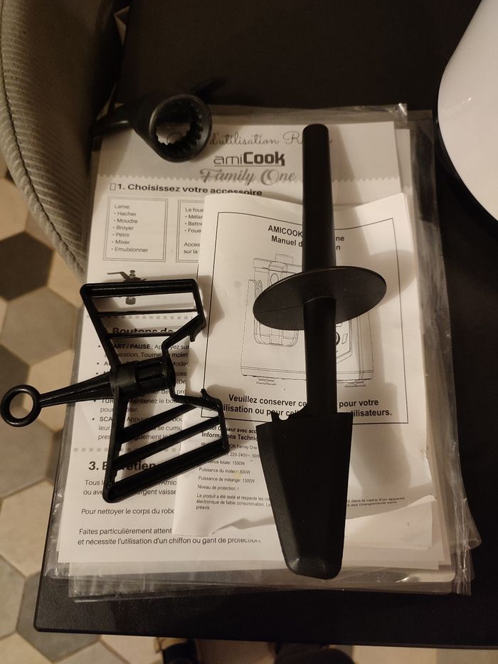 Robot Amicook family one - photo numéro 3