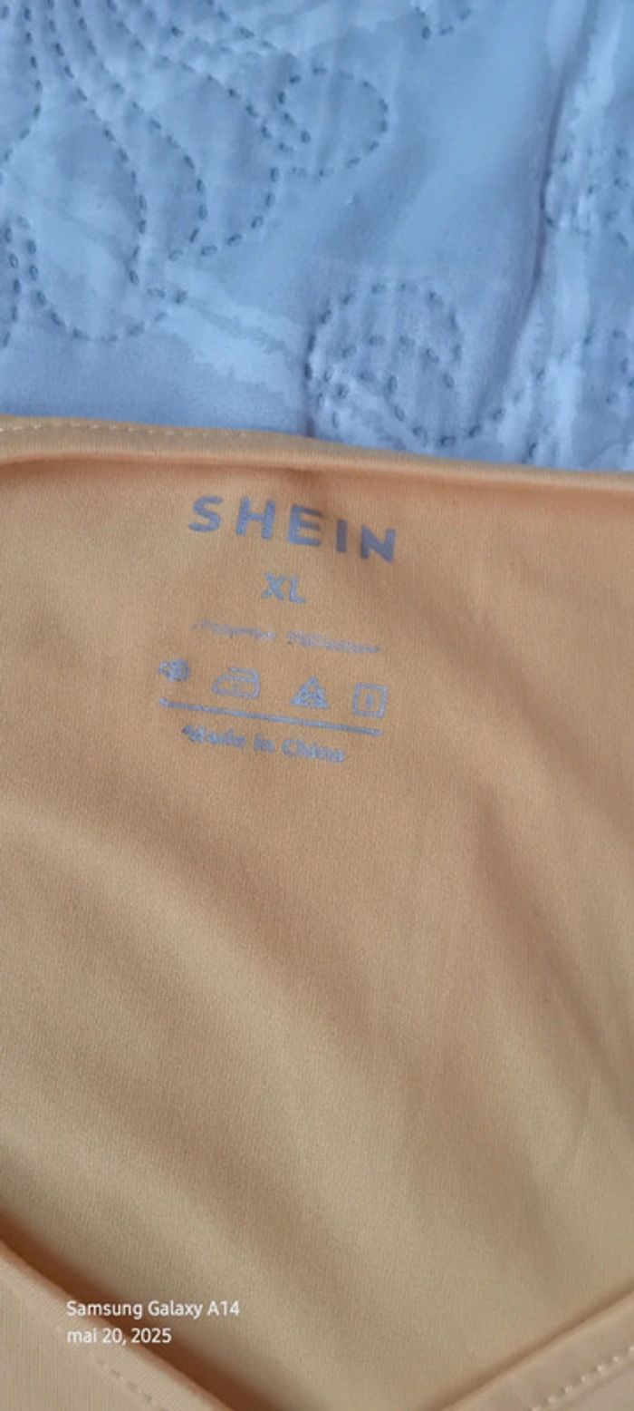 Tee-shirt fluide basique col en V jaune femme XL shein - photo numéro 12