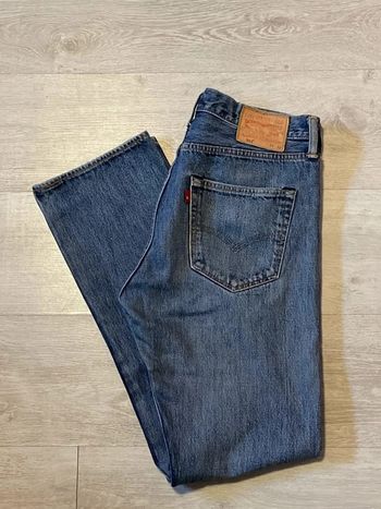 Jean Levi’s 501 bleu coupe droite taille W33 L32