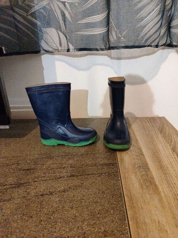 Bottes de pluie taille 25/26 - photo numéro 2