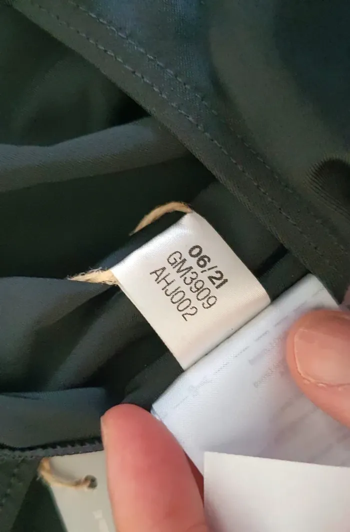 Maillot de bain Adidas taille 36 neuf - photo numéro 7