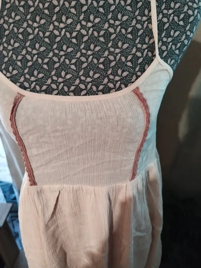 Robe courte - photo numéro 2