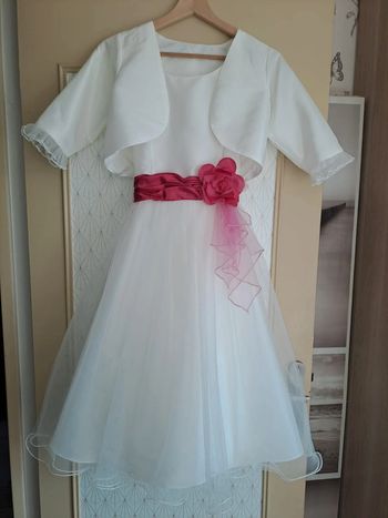 Magnifique robe de cérémonie nettoyée fille avec gilet comme neuve portée 2h point mariage 12 ans