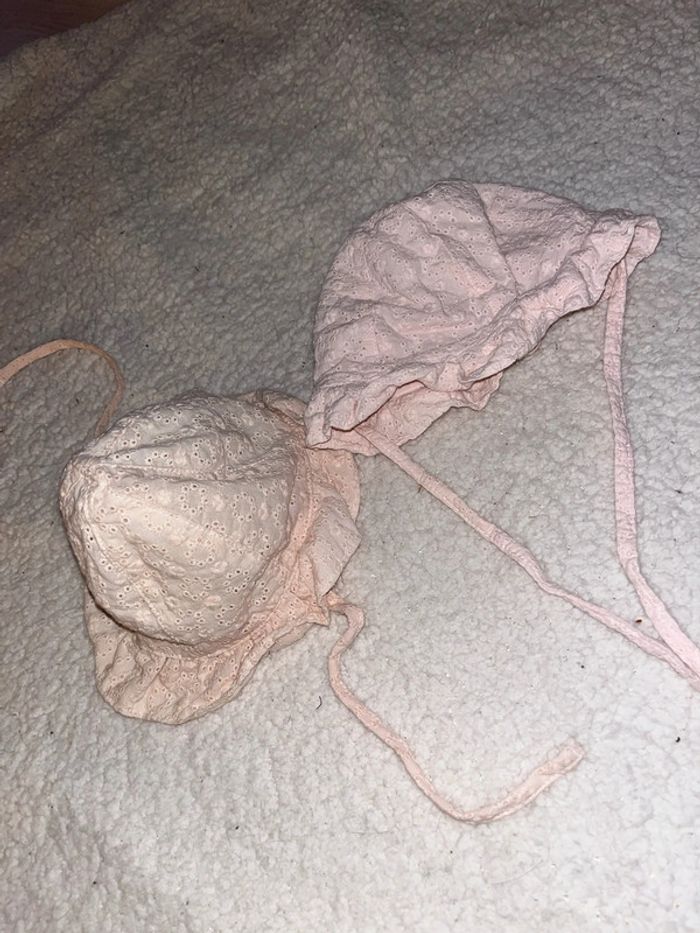 2 chapeaux bébé fille - photo numéro 2