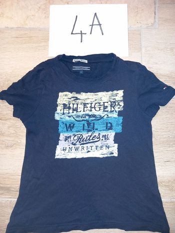 Tee shirt manches courtes tommy hilfiger 4 ans