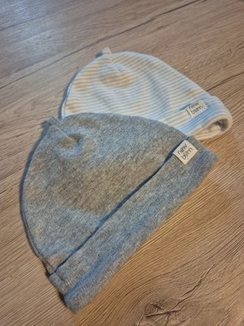 Lot de 2 bonnets bébé