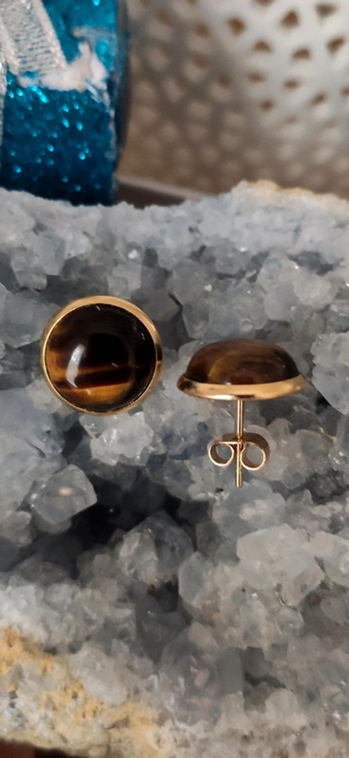 Boucles d'oreilles Clous 18k oeil du tigre