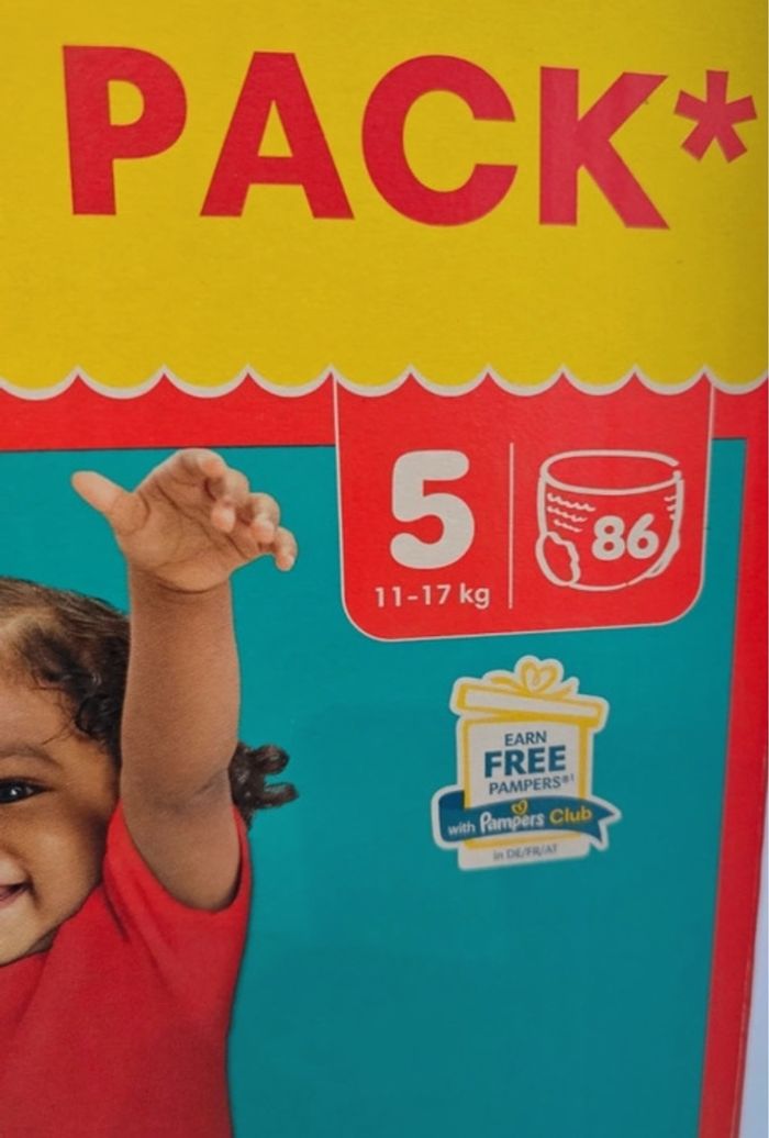Lot de 2 cartons des couches Pampers taille 5 pants - photo numéro 2