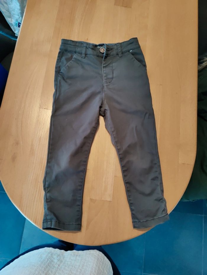 Pantalon gris foncé 24-36 mois