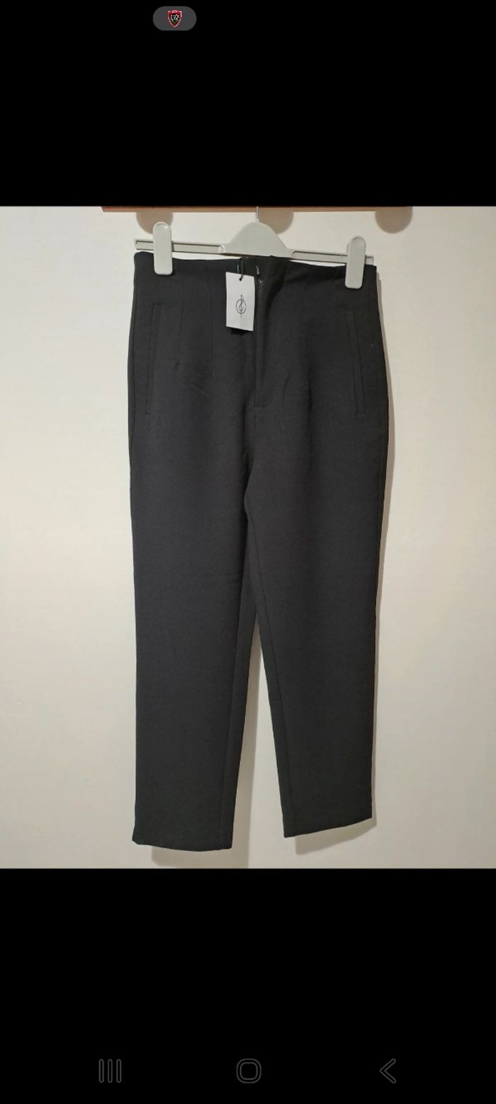 Pantalon noir à pince - photo numéro 5