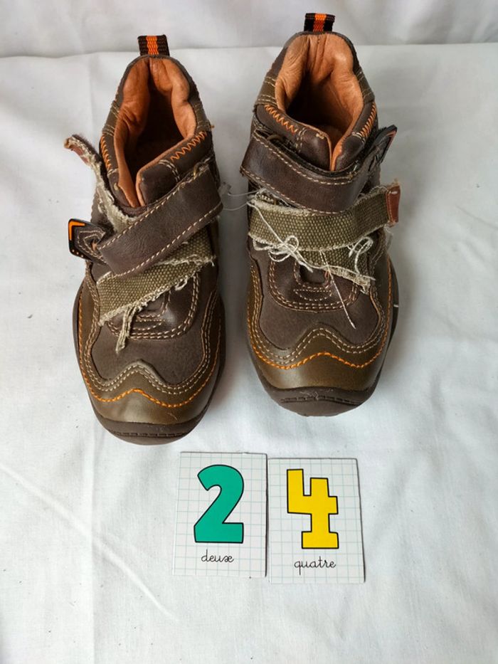 Chaussures taille 24 - photo numéro 3