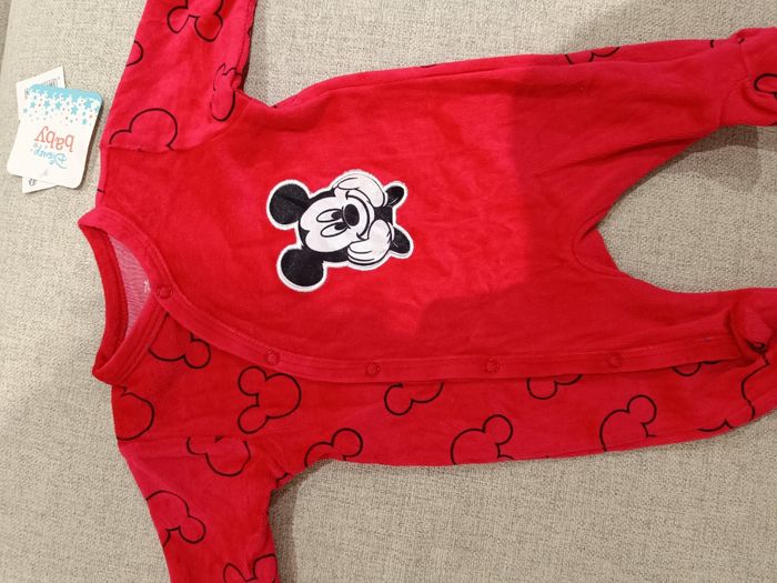 Pyjama 1 mois disney Mickey - photo numéro 3