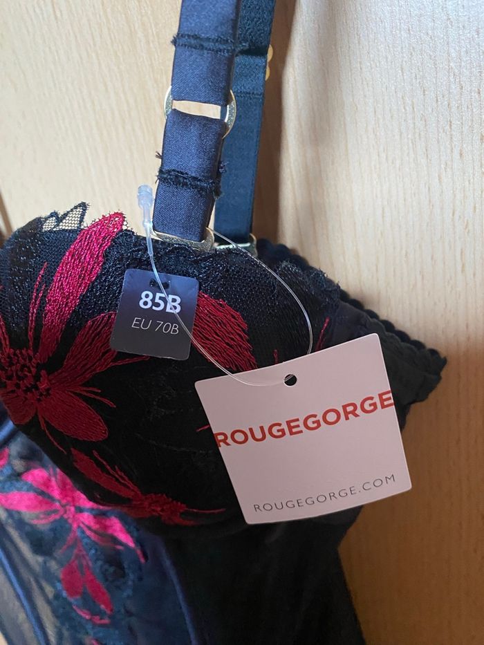 Guêpière neuve - photo numéro 2