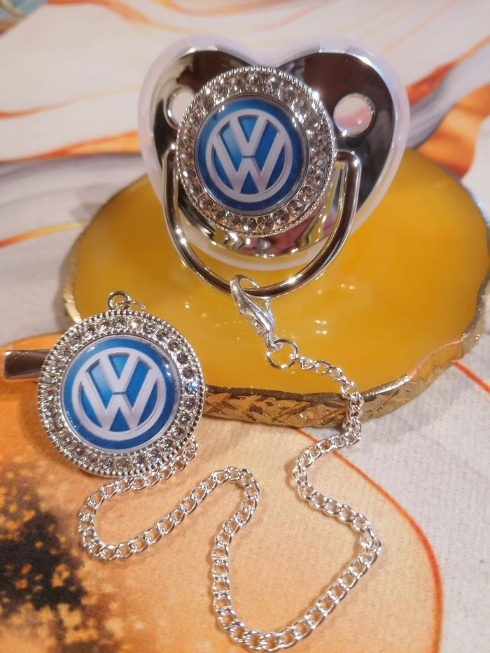 Tétine Volkwagen argenté - photo numéro 2