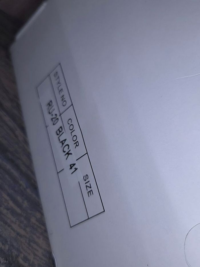 Boots d'hiver noires bottines basses tendances - Taille 41 - Neuves - photo numéro 3