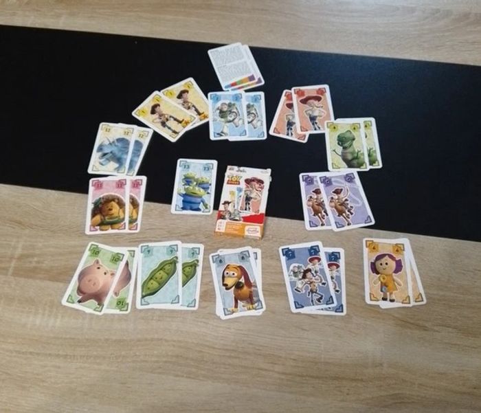 jeu de cartes 2 en 1 toys story - mémory et mistigris