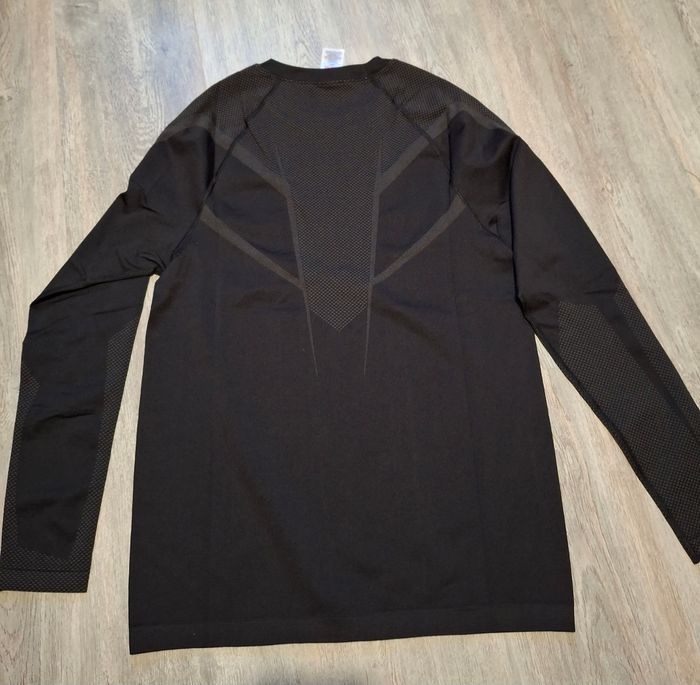 Long sleeve Tee-shirt Onyx Gymshark Taille L - photo numéro 3