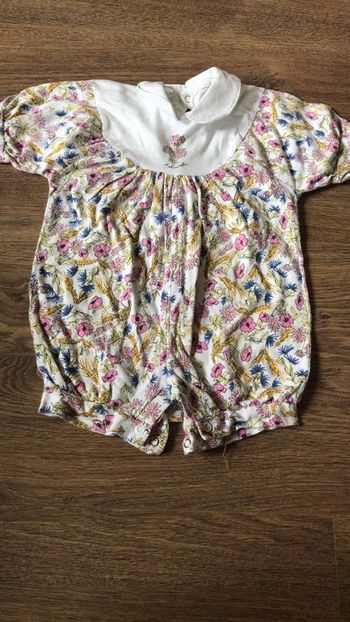 Combinaison été 18 mois à fleurs