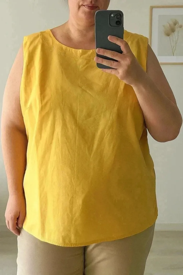 Débardeur jaune - Taille 50 / 52