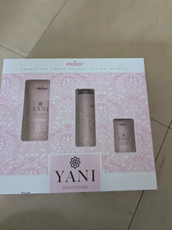 Coffret femme 3 pièces . Yani.