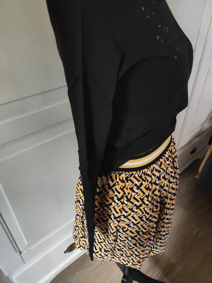 Jupe et T-shirt - photo numéro 4