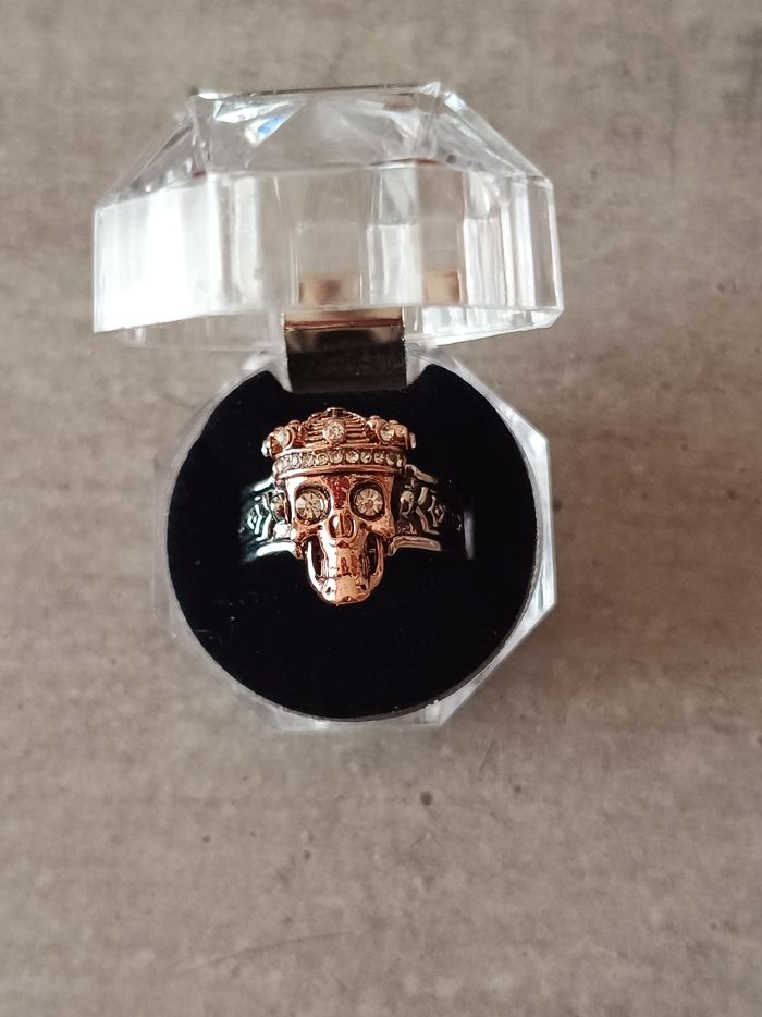 Bague homme tête de mort - photo numéro 2