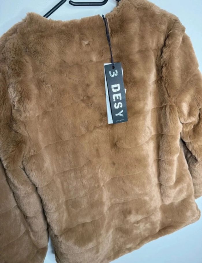 🍂 Veste à fausse fourrure marron / 3Desy T/M🍂 - photo numéro 6