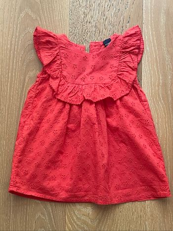 Kiabi robe rouge sans manche 9 mois