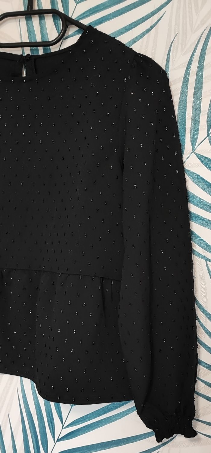 🌸 Blouse brillante - Noir - Kiabi - 10 ans - Neuve 🌸 - photo numéro 4