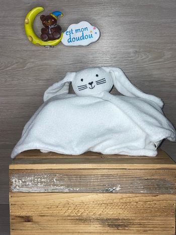 HEM13 doudou lapin 🐰 hema