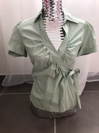 Chemise cache Coeur taille 38