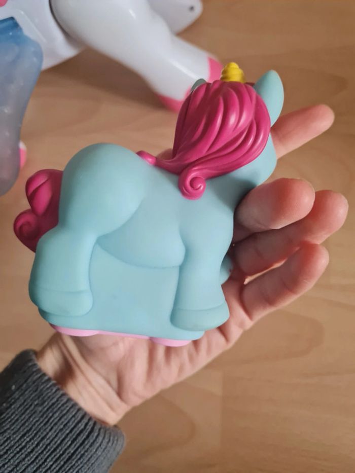 Azalée ma Licorne magique et figurines - photo numéro 5